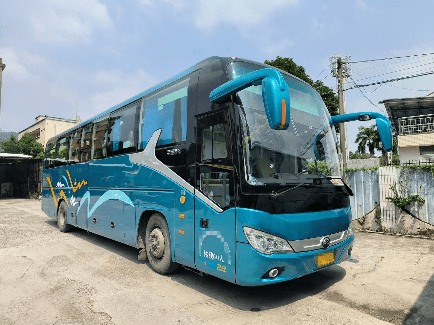 工廠上下班，長短途接送35-50座旅游大巴